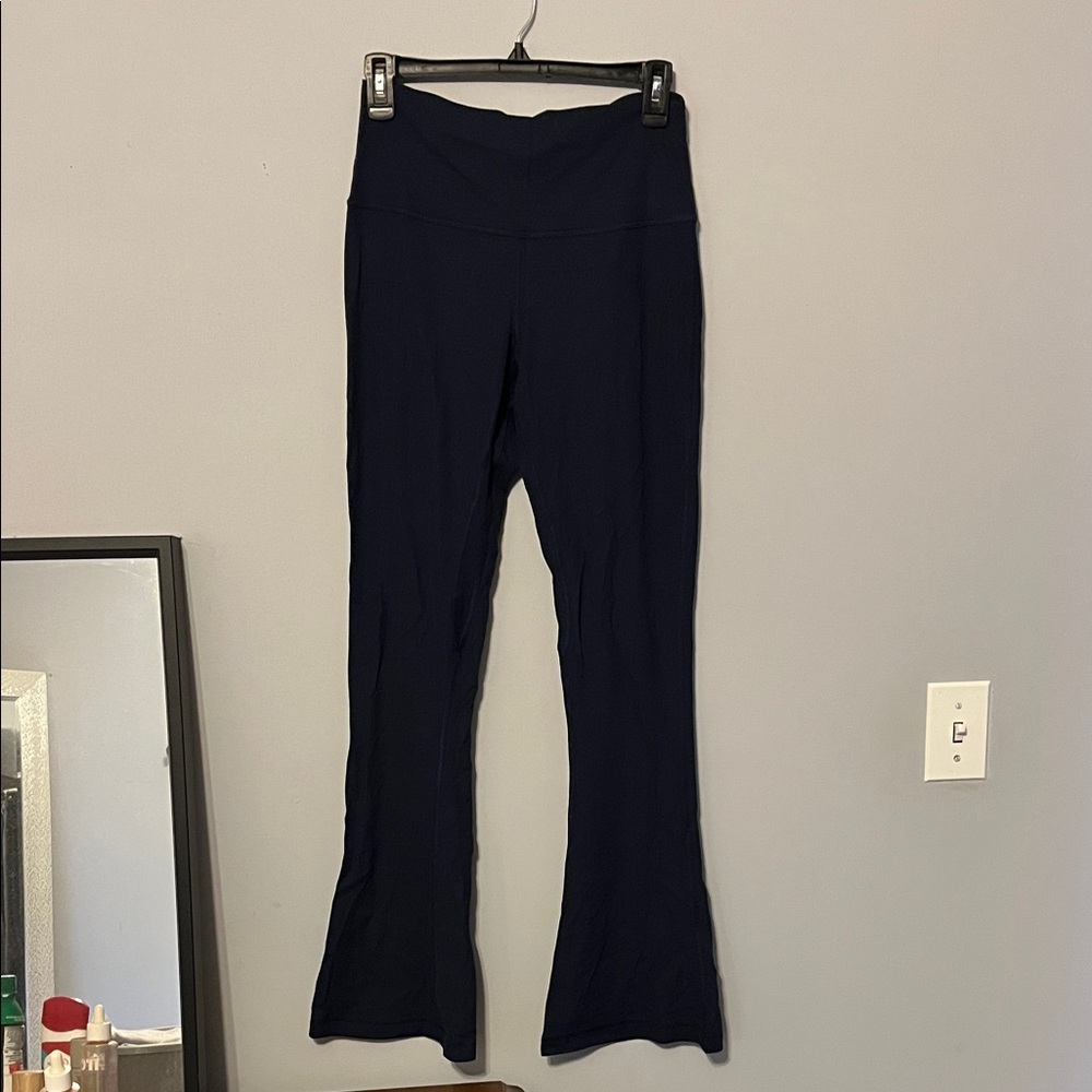 Lululemon navy ribbed mini flare